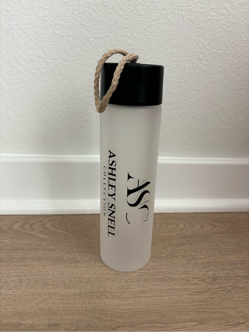 Ashley Snell Collection Frosted Water Bottle - Black Cap & Rope
